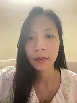 Lil-Gi online show from October 27, 2025, 3:49 pm