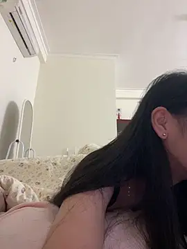 Lil-Gi online show from November 29, 2025, 4:43 pm