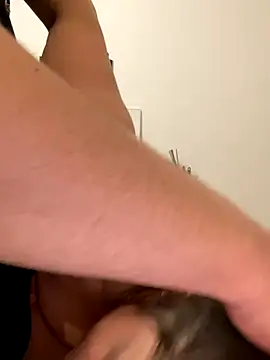 Snapshot of chloedlm5 chatting on October 14, 2025, 8:31 pm chloedlm5 online show from October 14, 2025, 8:31 pm