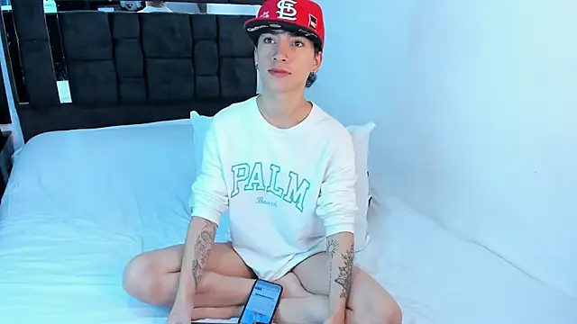 Thiago Divine  online show from September 10, 2025, 1:00 pm