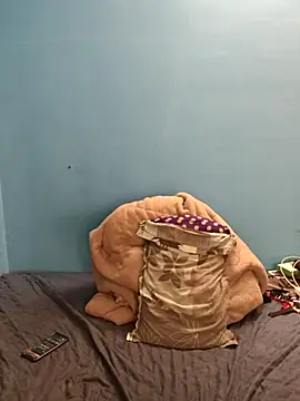 Snapshot of sexy42couple chatting on February 1, 2026, 2:59 pm sexy42couple online show from February 1, 2026, 2:59 pm