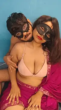 sexy42couple online show from April 12, 2026, 6:02 pm
