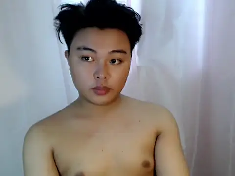 Lustfulljohnx online show from April 17, 2026, 2:36 am