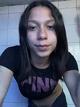 Snapshot of Tania_Gate chatting on May 14, 2026, 10:49 pm Tania Gate online show from May 14, 2026, 10:49 pm