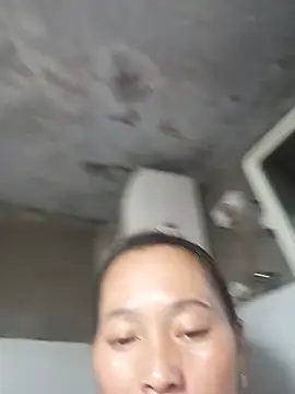 Bianly online show from October 8, 2025, 1:20 pm