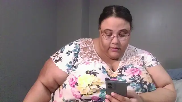 Snapshot of SexyBBW10790 chatting on May 4, 2026, 2:18 am SexyBBW10790 online show from May 4, 2026, 2:18 am