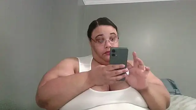 Snapshot of SexyBBW10790 chatting on May 22, 2026, 2:12 pm SexyBBW10790 online show from May 22, 2026, 2:12 pm
