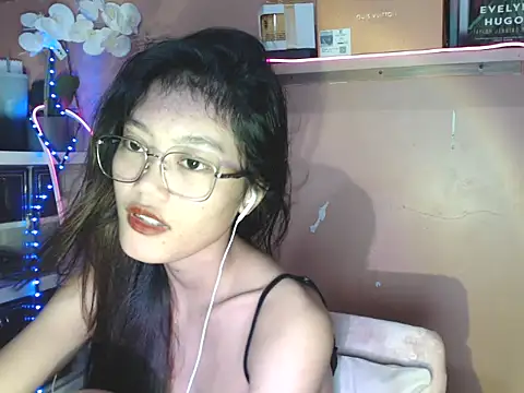 skinny gracie online show from December 1, 2025, 3:00 am