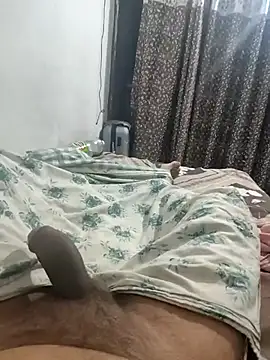 Aeroxx online show from September 13, 2025, 1:00 pm