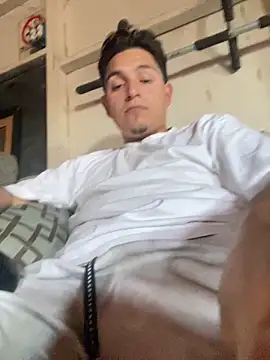 Snapshot of Shankortiz chatting on November 25, 2025, 10:32 pm Shankortiz online show from November 25, 2025, 10:32 pm