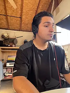 Snapshot of Shankortiz chatting on February 7, 2026, 6:44 pm Shankortiz online show from February 7, 2026, 6:44 pm