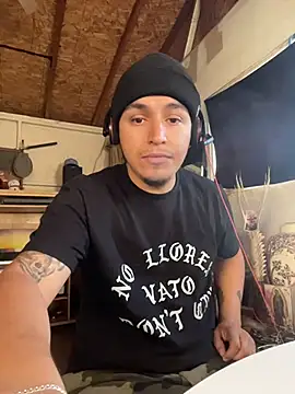 Snapshot of Shankortiz chatting on February 9, 2026, 3:49 pm Shankortiz online show from February 9, 2026, 3:49 pm