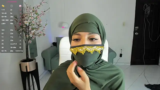 leila whisper online show from September 10, 2025, 6:52 pm