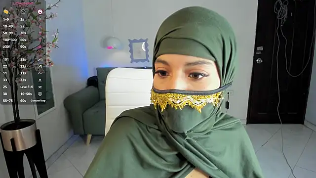 leila whisper online show from September 13, 2025, 6:18 pm