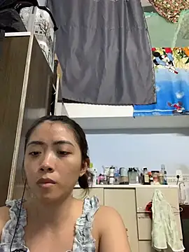 Minee1202 online show from April 15, 2026, 2:40 am