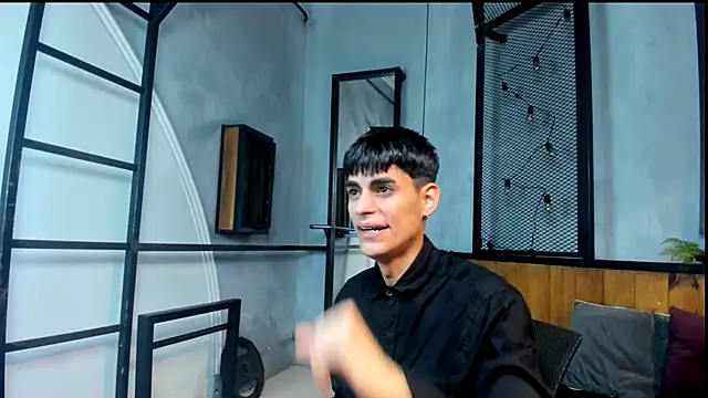 Dani mc1 online show from November 19, 2025, 11:32 am