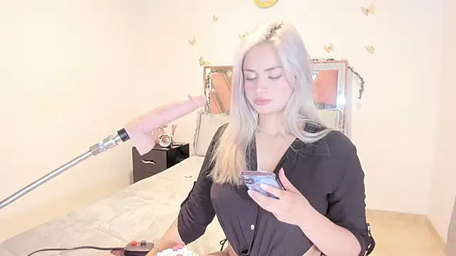 Ella Lenox online show from October 30, 2025, 12:34 am