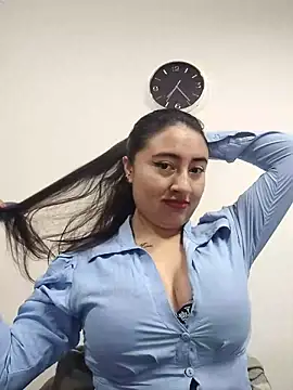 AMATISTA  16 online show from October 9, 2025, 12:25 pm