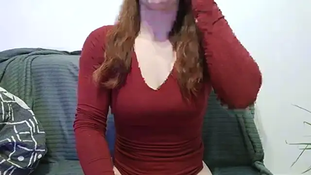 Clarahotgirl24 online show from May 7, 2026, 6:46 pm