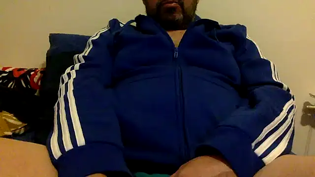 steve669 hot online show from November 20, 2025, 8:41 pm