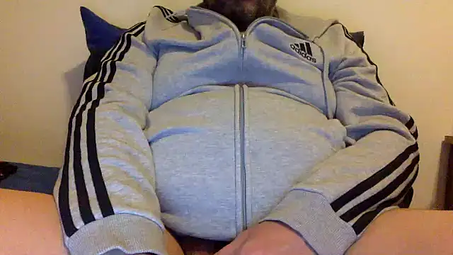 Snapshot of steve669_hot chatting on February 1, 2026, 10:19 pm steve669 hot online show from February 1, 2026, 10:19 pm