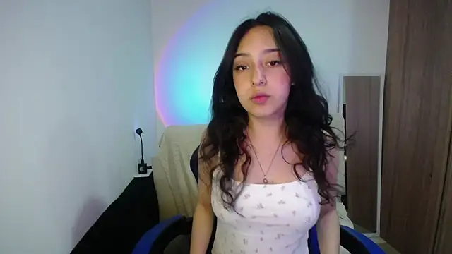 immisssilver online show from September 29, 2025, 9:52 pm