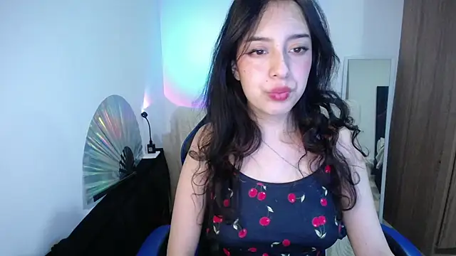 immisssilver online show from October 2, 2025, 1:56 am