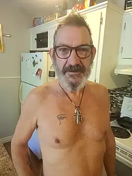 FoxnMouse online show from October 12, 2025, 6:07 pm