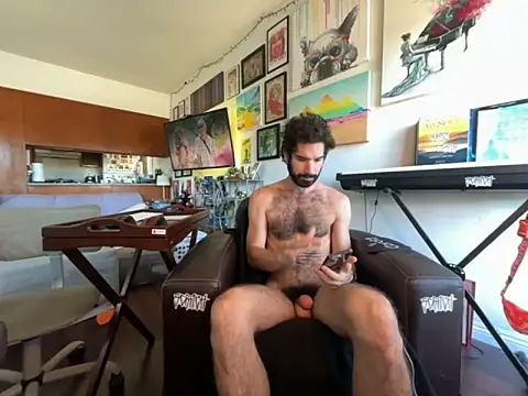 Pupscritch online show from October 16, 2025, 6:31 pm