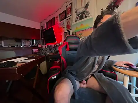 Pupscritch online show from February 17, 2026, 2:57 pm