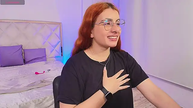 Naomy tay1 online show from October 20, 2025, 3:07 am