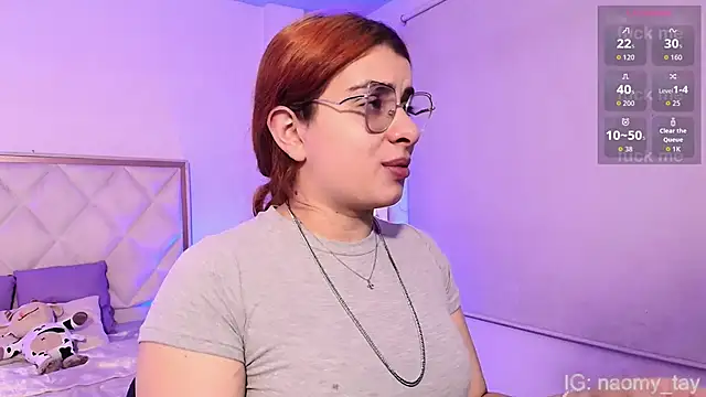 Naomy tay1 online show from November 10, 2025, 3:16 am