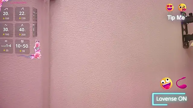 Naomy tay1 online show from December 21, 2025, 2:19 am