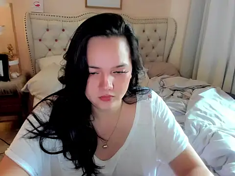 SweetHoney369 online show from February 27, 2026, 7:41 am