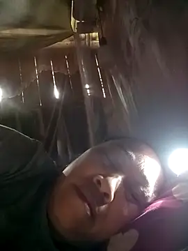 Snapshot of Mamapm20 chatting on September 10, 2025, 6:57 am Mamapm20 online show from September 10, 2025, 6:57 am