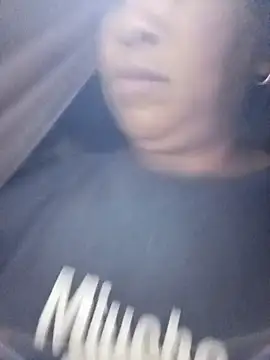 Snapshot of Mamapm20 chatting on September 21, 2025, 2:29 pm Mamapm20 online show from September 21, 2025, 2:29 pm