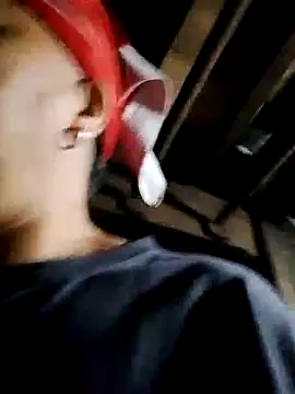 Snapshot of Mamapm20 chatting on October 14, 2025, 11:38 pm Mamapm20 online show from October 14, 2025, 11:38 pm