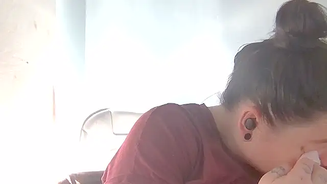 CurvyAlaya online show from March 10, 2026, 2:00 pm