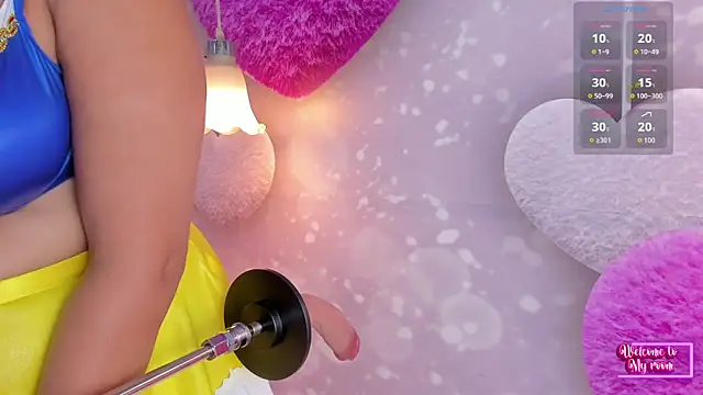 Snapshot of megann__up chatting on September 26, 2025, 3:43 am megann  up online show from September 26, 2025, 3:43 am