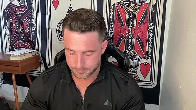 brettmycles28 online show from January 11, 2026, 8:03 pm