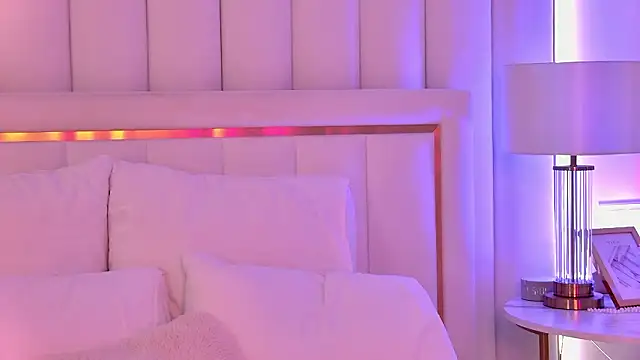 ArianaMell online show from February 3, 2026, 6:22 am