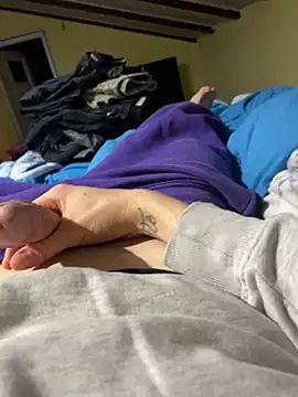 Snapshot of Porco_assetato chatting on February 2, 2026, 7:34 pm Porco assetato online show from February 2, 2026, 7:34 pm