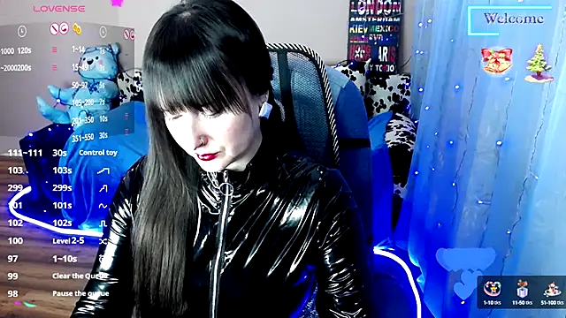 Snapshot of MilaRay chatting on December 27, 2024, 10:55 am MilaRay online show from December 27, 2024, 10:55 am