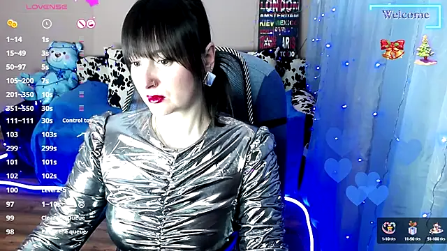 Snapshot of MilaRay chatting on December 30, 2024, 11:26 am MilaRay online show from December 30, 2024, 11:26 am