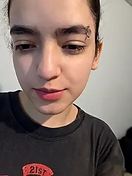 abrilour online show from April 19, 2026, 2:22 am