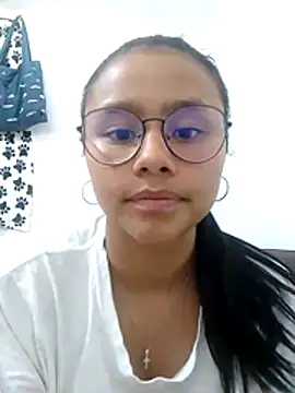 SofieLove 01 online show from March 21, 2026, 8:23 pm