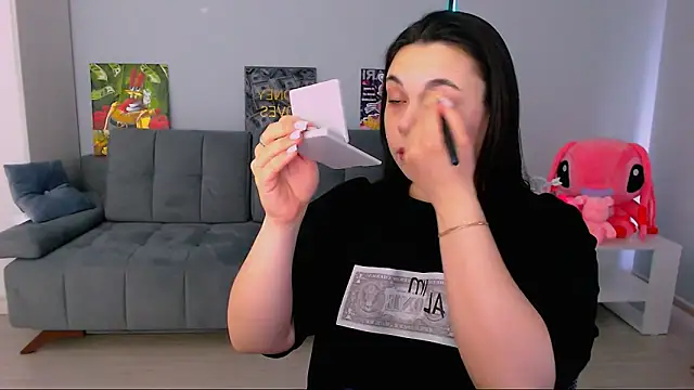 Snapshot of queenofthesense_ chatting on February 15, 2026, 6:54 am queenofthesense online show from February 15, 2026, 6:54 am