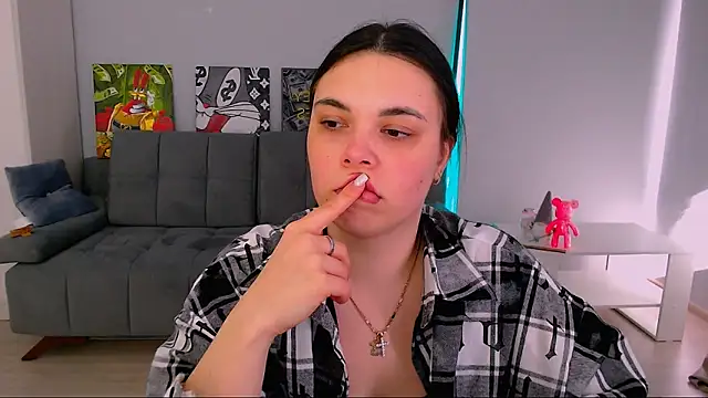 Snapshot of queenofthesense_ chatting on February 18, 2026, 9:16 am queenofthesense online show from February 18, 2026, 9:16 am