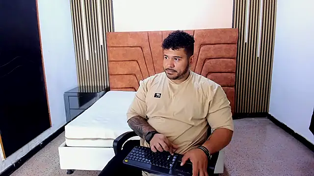 michael hill1 online show from September 29, 2025, 7:51 pm