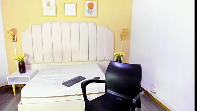 michael hill1 online show from October 6, 2025, 7:55 pm